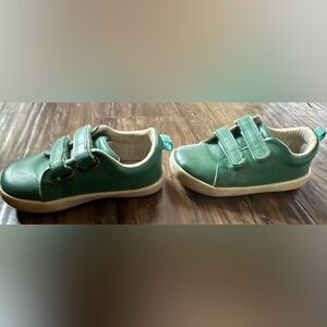 Ten Little Toddler Size 8 Green Velcro Shoes